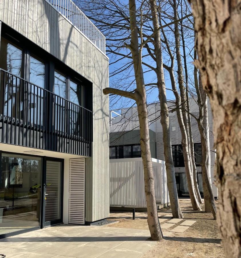 Lovesea Apartments Ревал Екстериор снимка