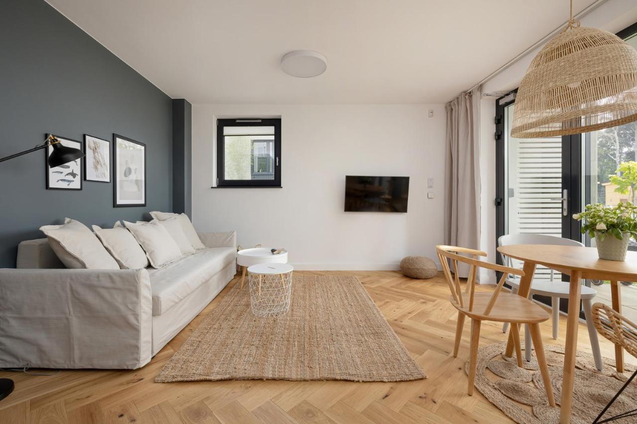Lovesea Apartments Ревал Екстериор снимка