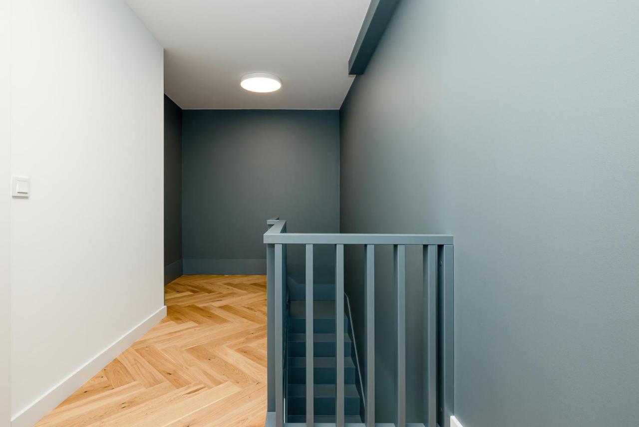 Lovesea Apartments Ревал Екстериор снимка