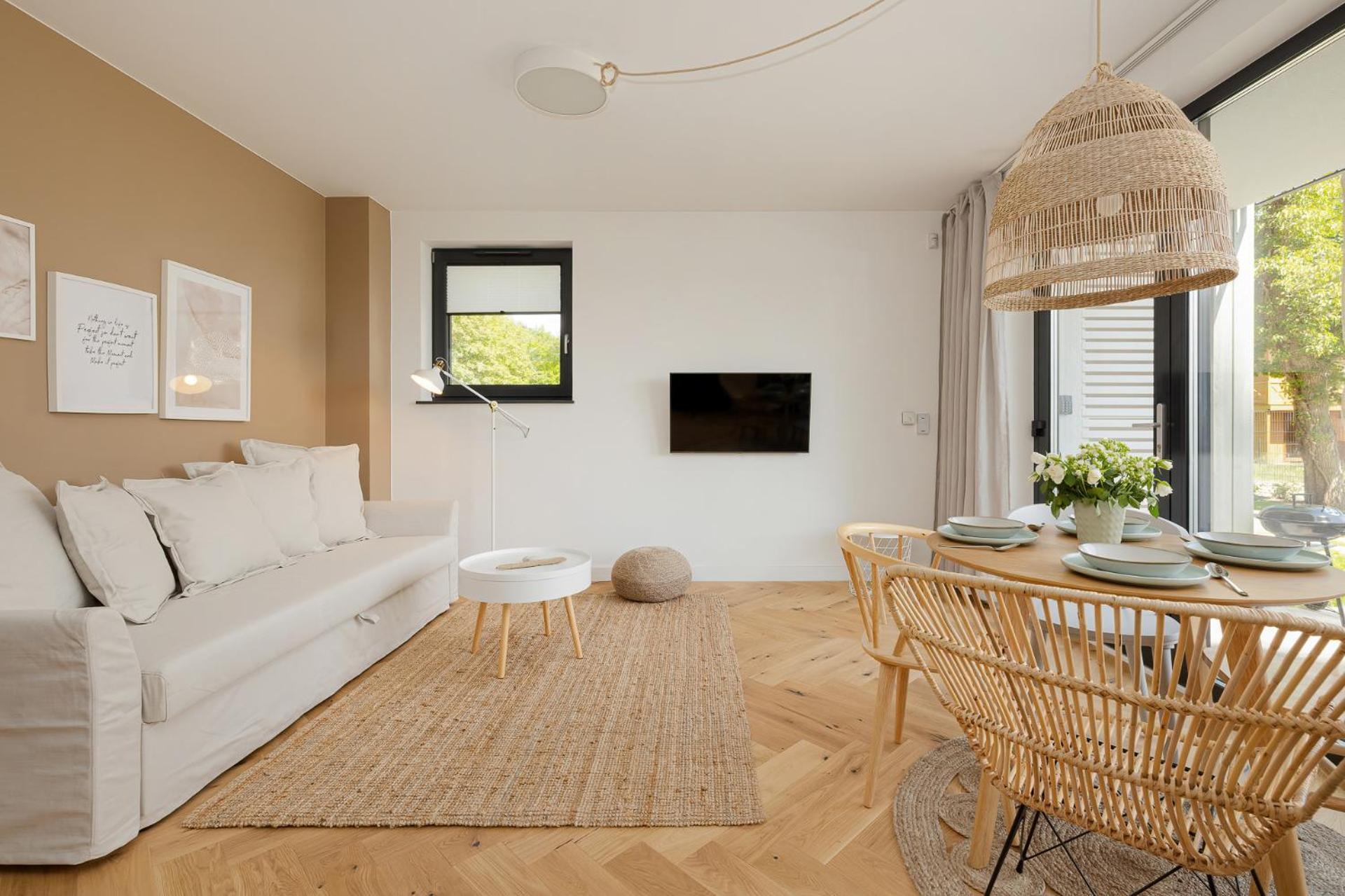Lovesea Apartments Ревал Екстериор снимка
